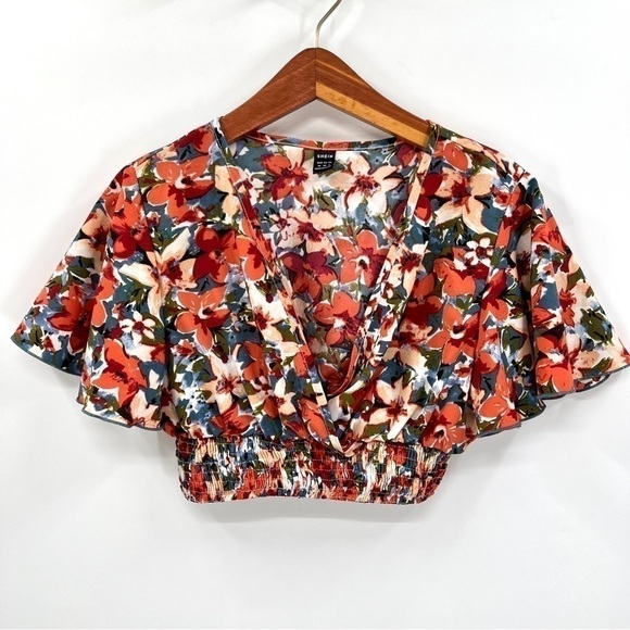 SHEIN Woman's Orange & Beige Floral Short Sleeve Crop Top Size M - Picture 1 of 10